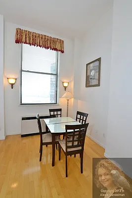 Rented by New York Residence | media 35
