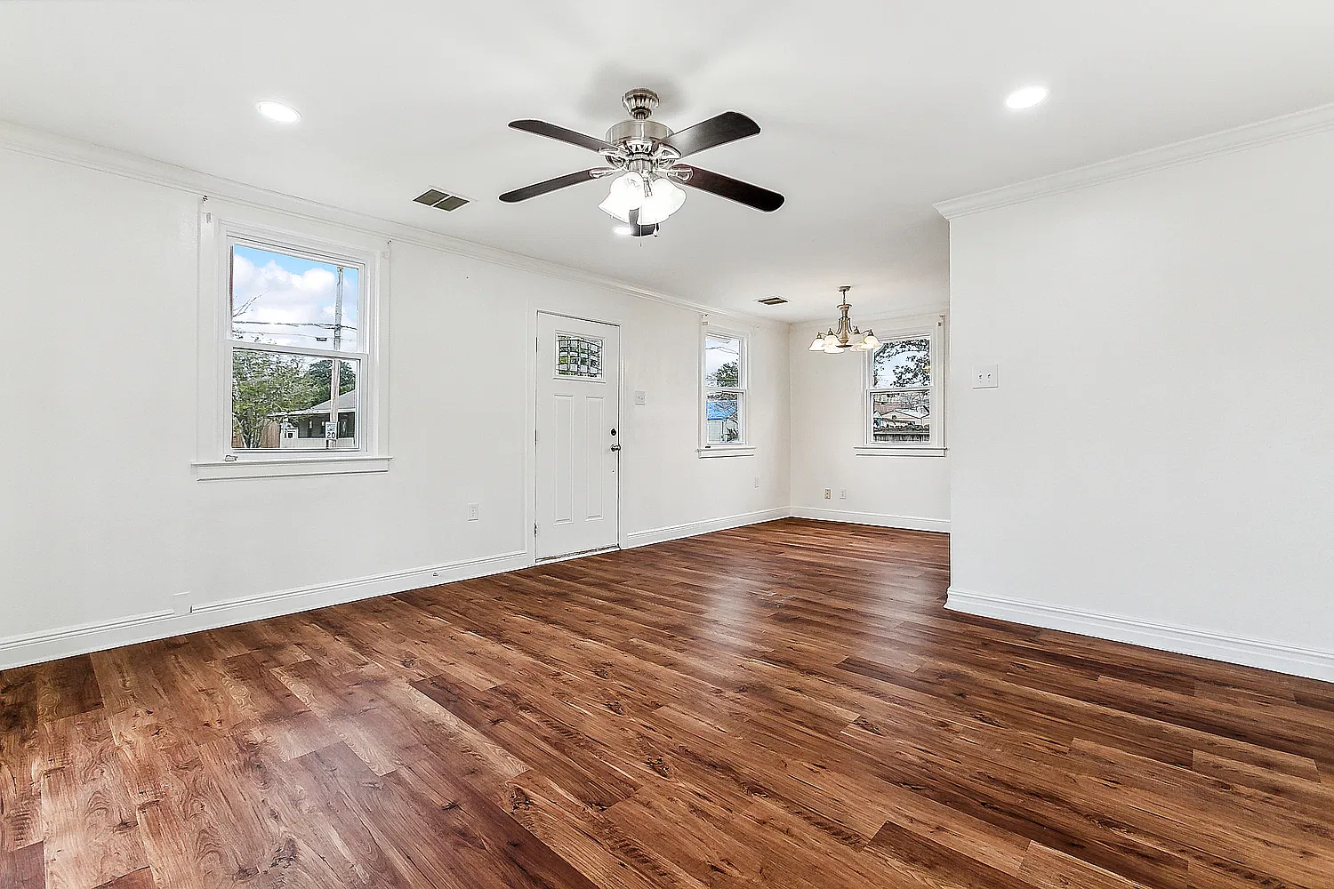 4 bed, 1600 sqft, $2,400 — Photo 4