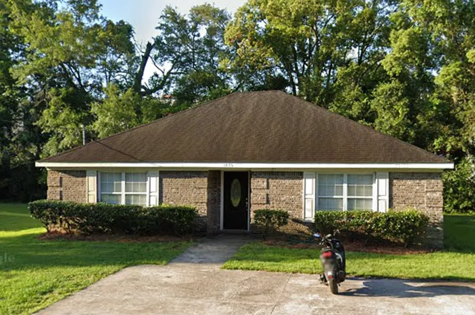 1835 Westminster Dr #B