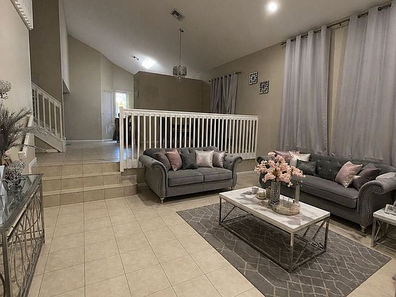 5th image of 5082 SW 164th Ave