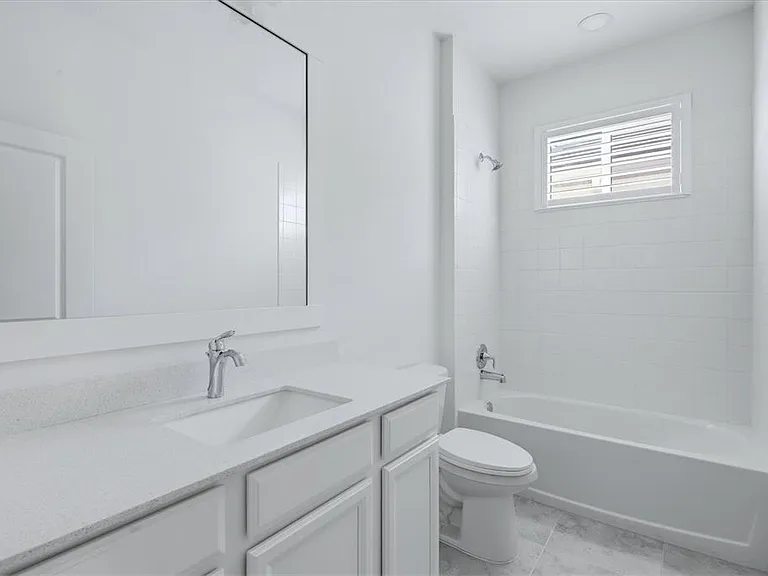 8113 Sternway Rd — Photo 26