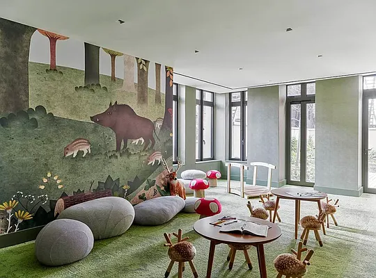 Rented by Compass | media 40