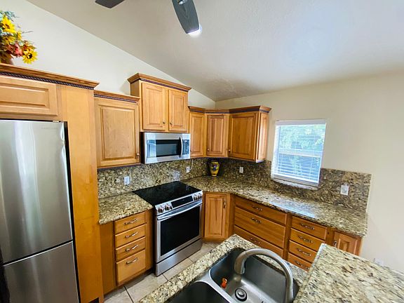 5th image of 114 Hightower Ave S #114