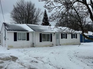 5196 E Frances Rd, Mount Morris, MI 48458
