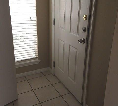 3rd image of 503 Gregory Ct