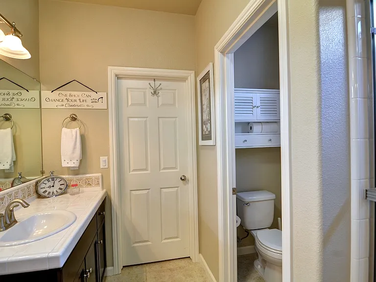 1886 N Highland Ave — Photo 14