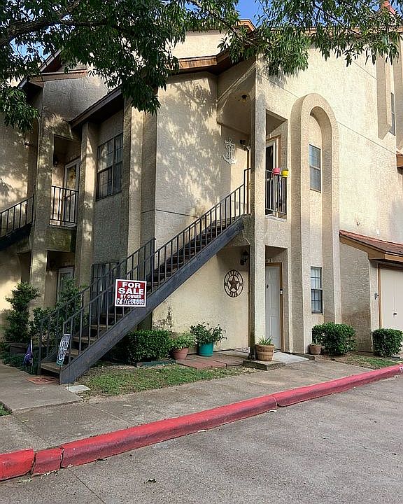 1st image of 1933 Island Cir Unit A203