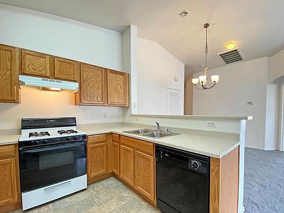 4th image of 6458 Stone Dry Ave Unit 101