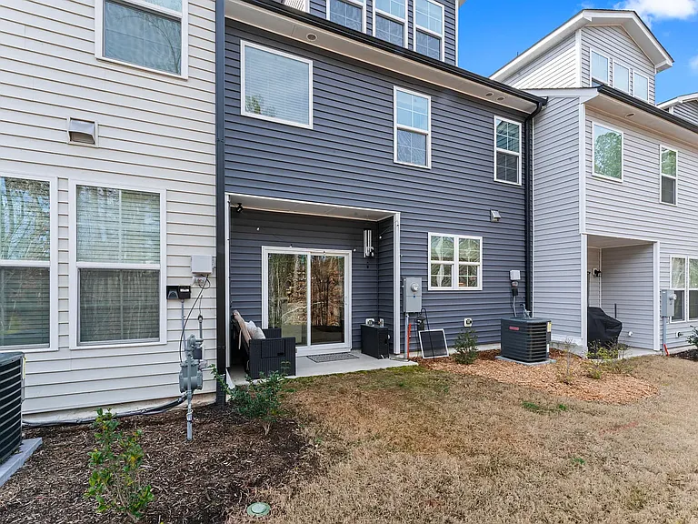 6922 Doddridge Ln — Photo 15