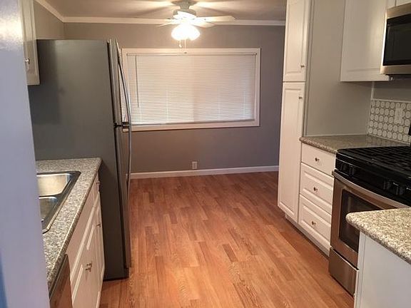 5th image of 41595 Dogwood St