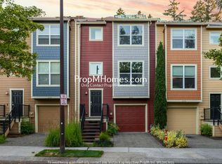 2141 NE Cadbury Ave, Hillsboro, OR 97006