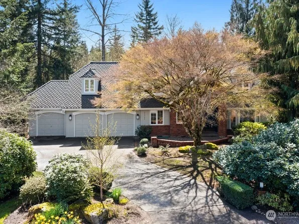 25705 NE 10th Street, Sammamish, WA 98074