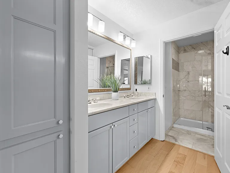 7320 Park Ridge Blvd — Photo 13