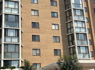 15100 Interlachen Dr #4-211, Silver Spring, MD 20906