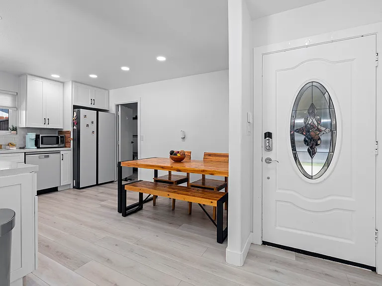 4838 Mount Saint Helens Dr — Photo 21