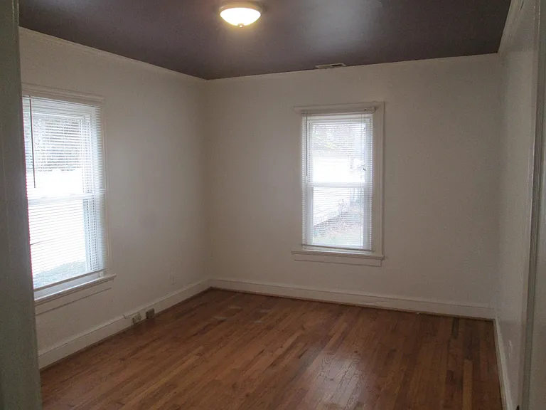 Second downstairs bedroom
