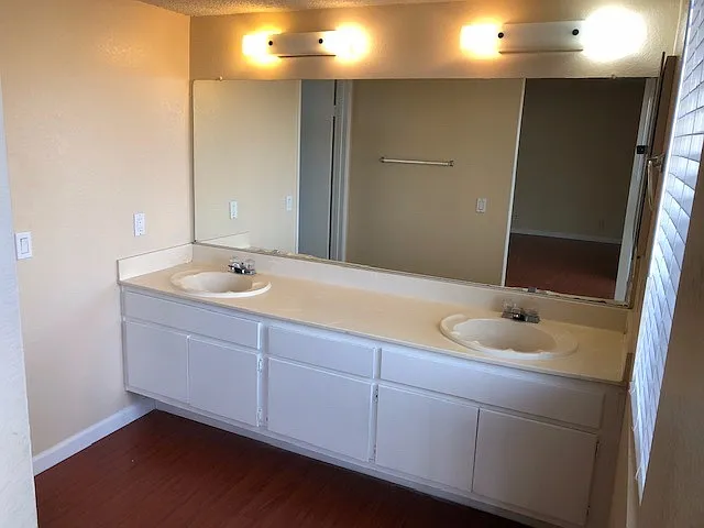 23778 Parkland Ave — Photo 15
