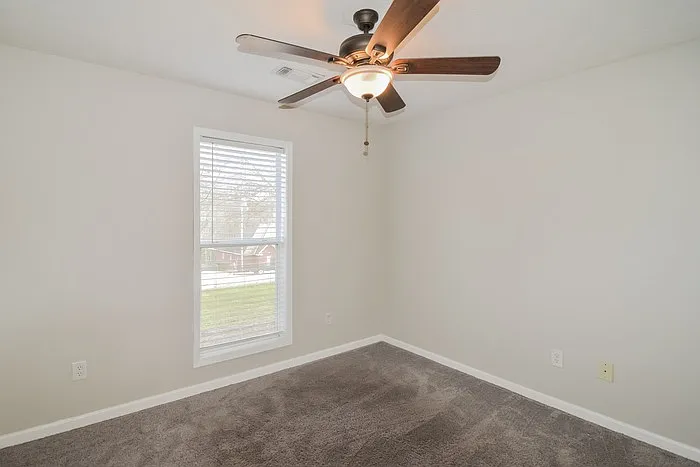 213 Hummingbird Dr — Photo 9