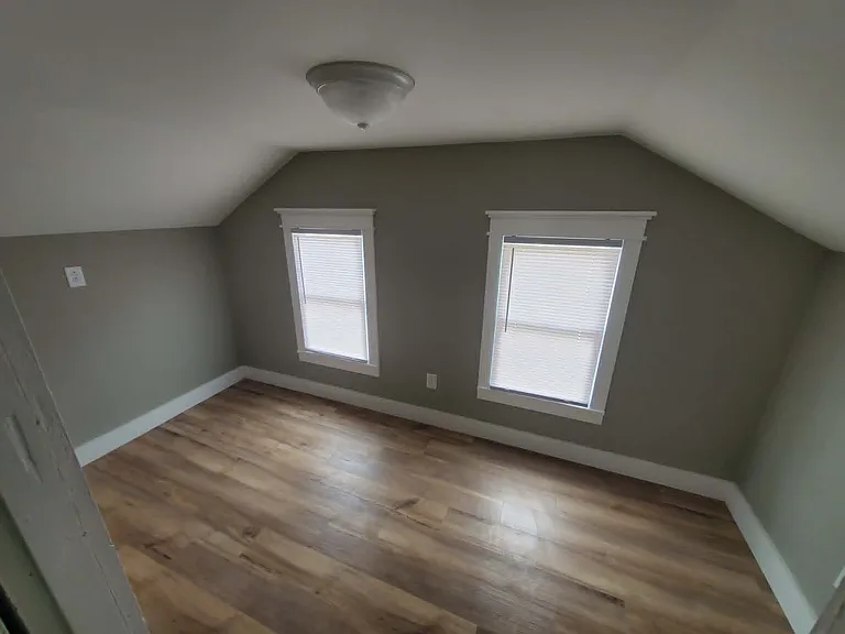 208 W Candise St — Photo 26
