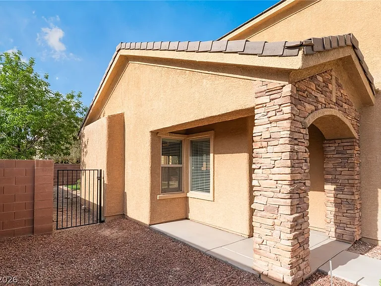 4405 Penguin Ave — Photo 5
