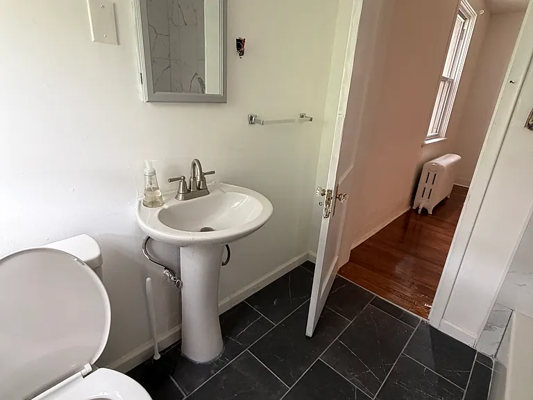 2036 Wightman St #1 — Photo 10