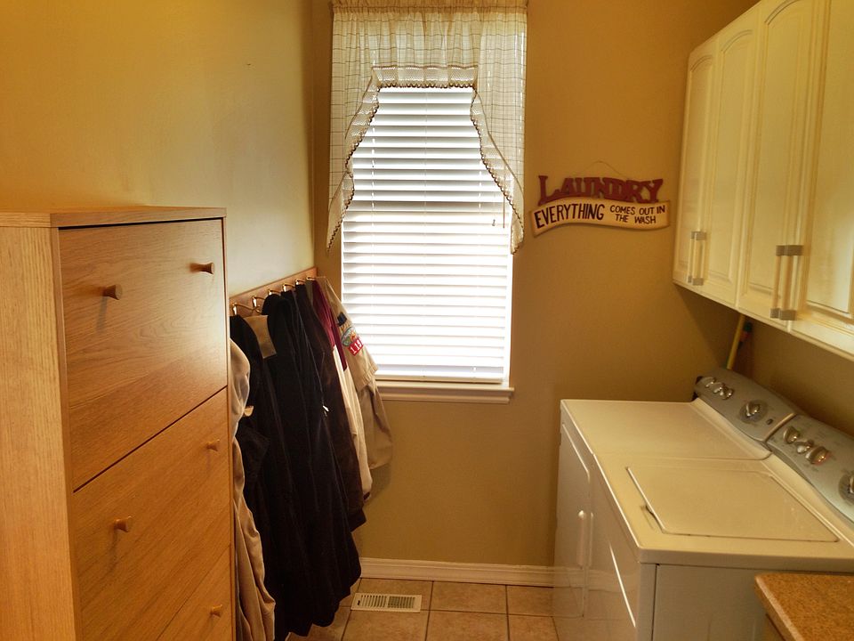 Mud room/laundry