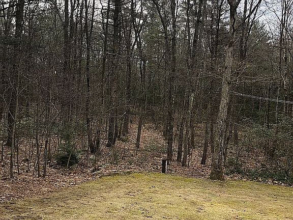 Privacy in just under 8 acre