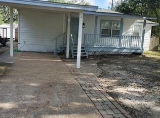 105 Azalea Ave, Orange, TX 77630