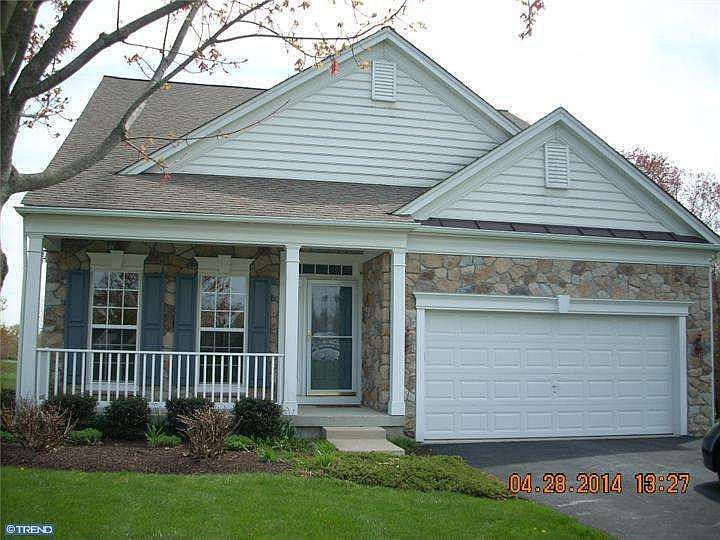 1st image of 131 Lantana Dr
