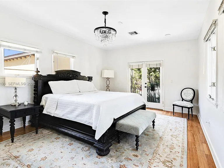 3930 Crawford Ave — Photo 14