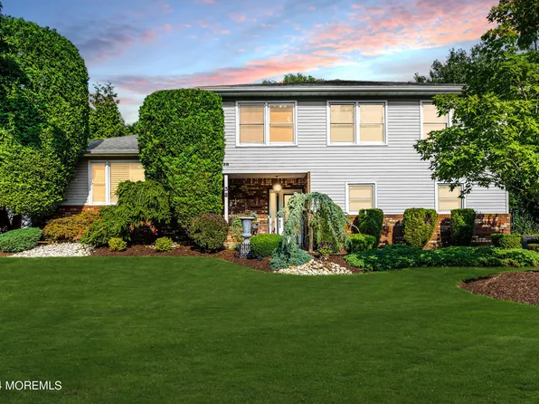 38 Buttonwood Drive, Marlboro, NJ 07746