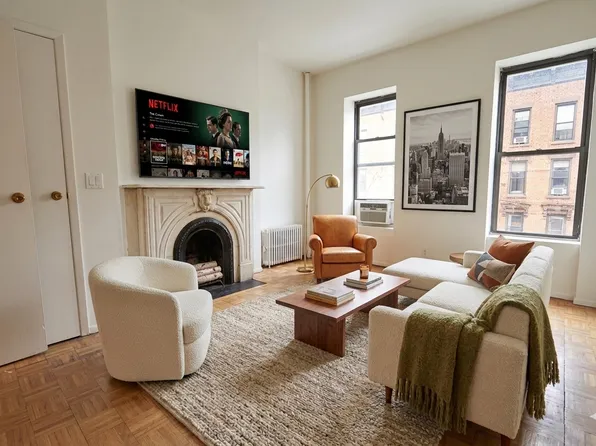 325 East 89th Street image 1 of 5