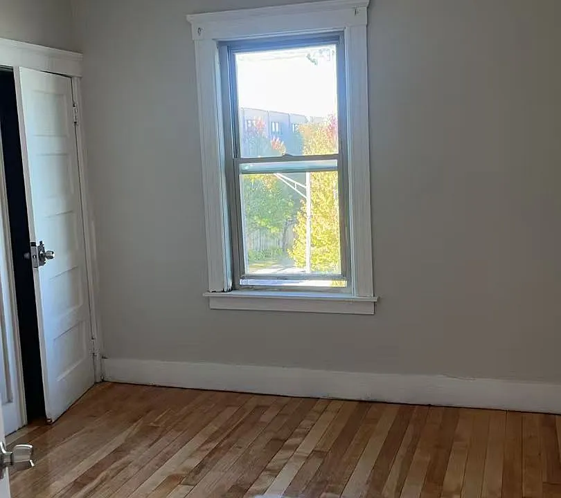 26 South St #C