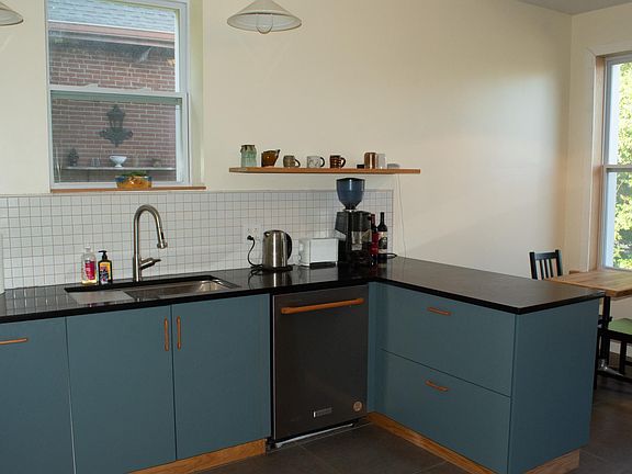 4th image of 2710 Virginia Ave Floor 2