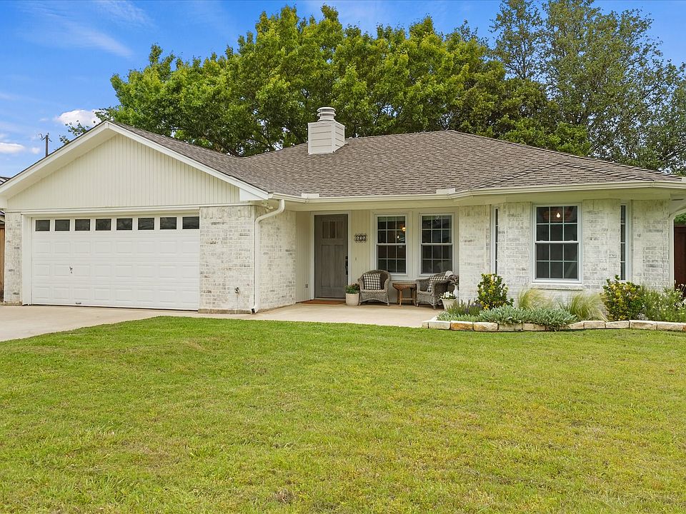 1st image of 605 Meadow Ln