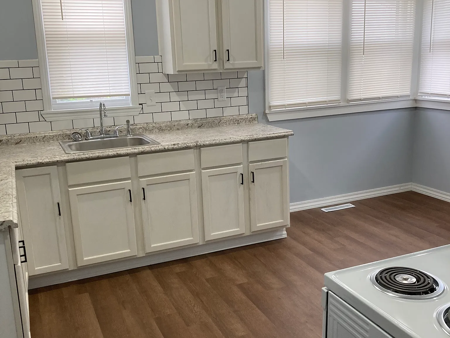 2 bed, 750 sqft, $1,025 — Photo 4