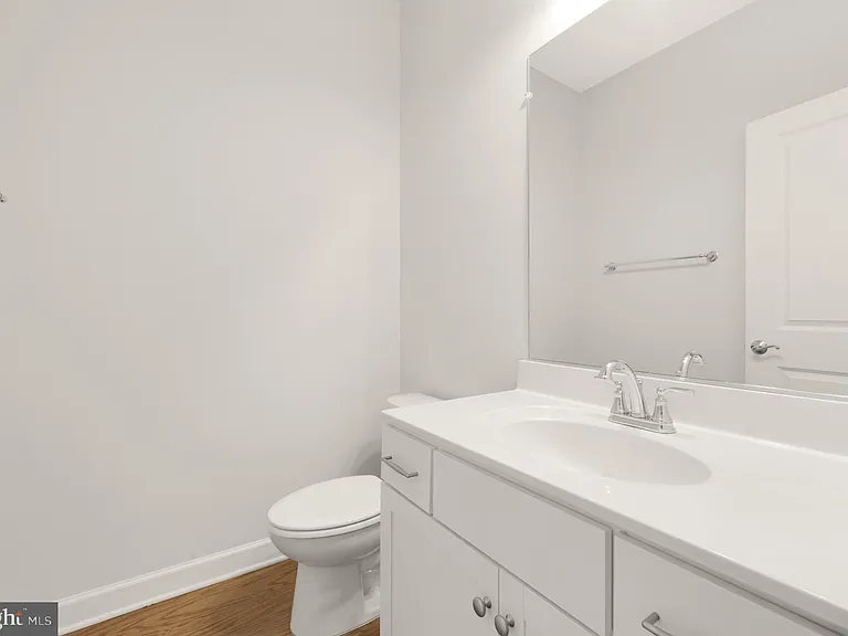 4505 Plateau Dr — Photo 32