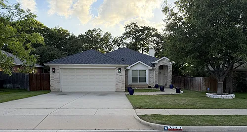 3712 Dunlavy Rd Photo 1