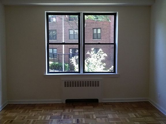 3rd image of 3840 Greystone Ave APT 1D
