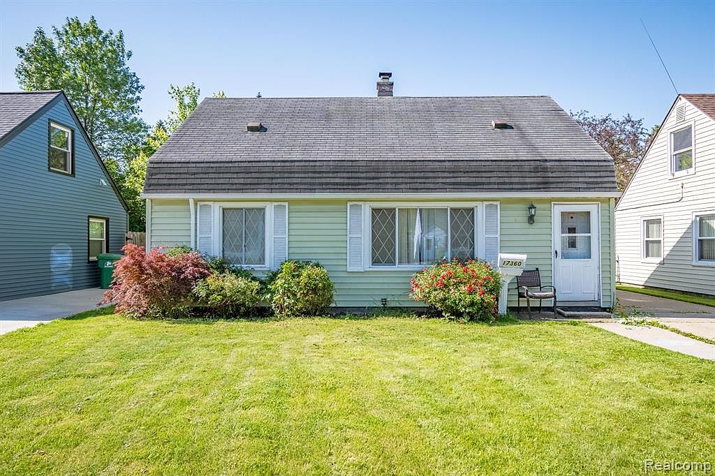 17360 Lincoln Ave, Eastpointe, MI 48021 | MLS #20240032319 | Zillow