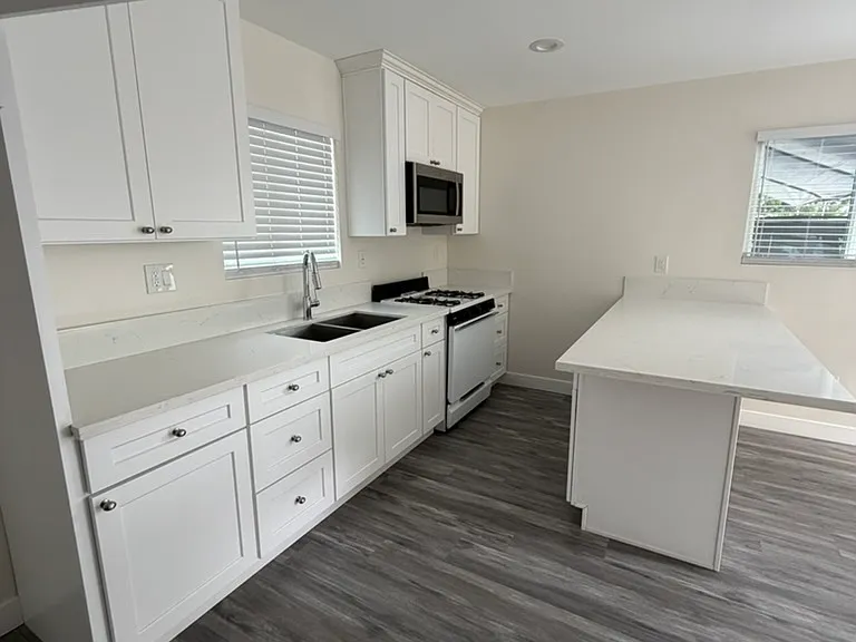 331 W Walnut Ave #1 — Photo 9