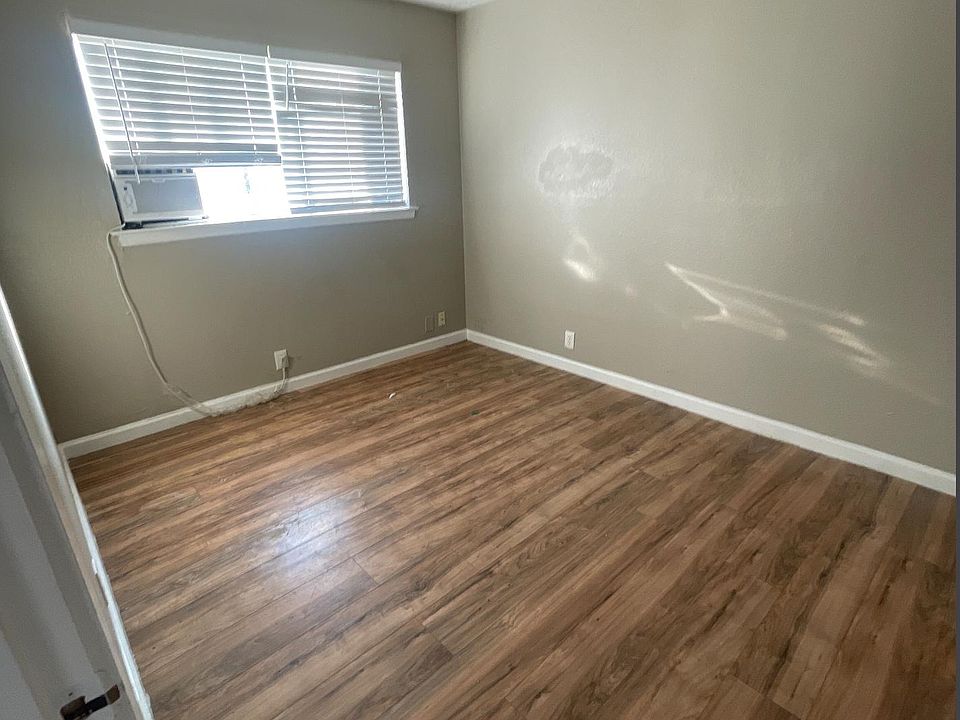 2nd image of 321 N Ewing Ave #101