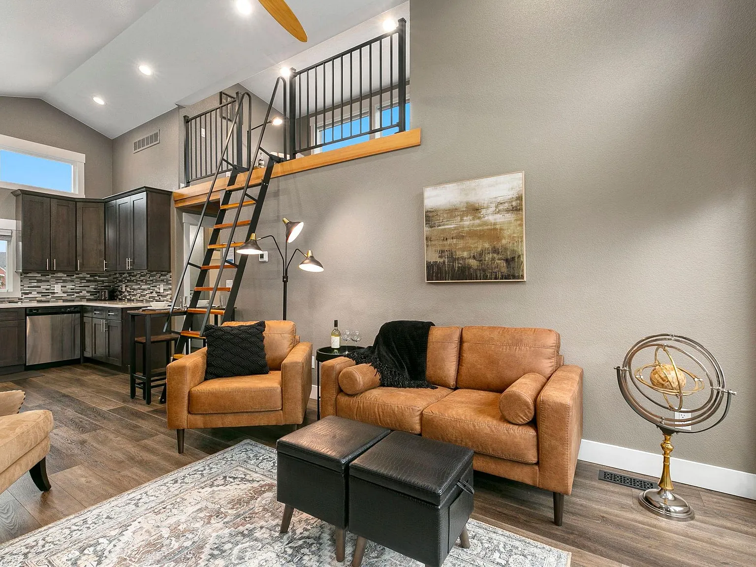 1 bed, 700 sqft, $2,800 — Photo 3