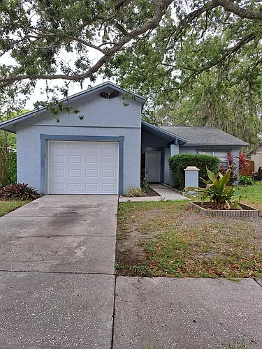 14923 Old Pointe Rd Photo 1