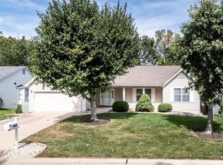 1038 Treeshade Dr, Saint Peters, MO