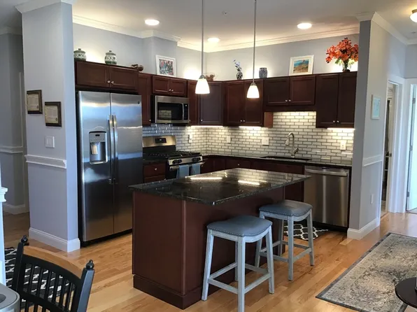 2 Mariners Way Unit 306, Plymouth, MA 02360