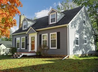 914 25th St SE, Cedar Rapids, IA 52403