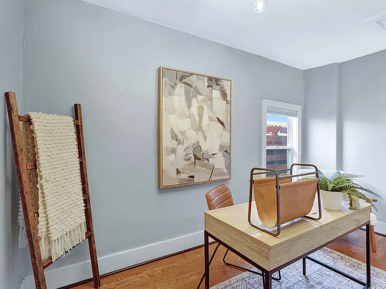 457 Fox St — Photo 16