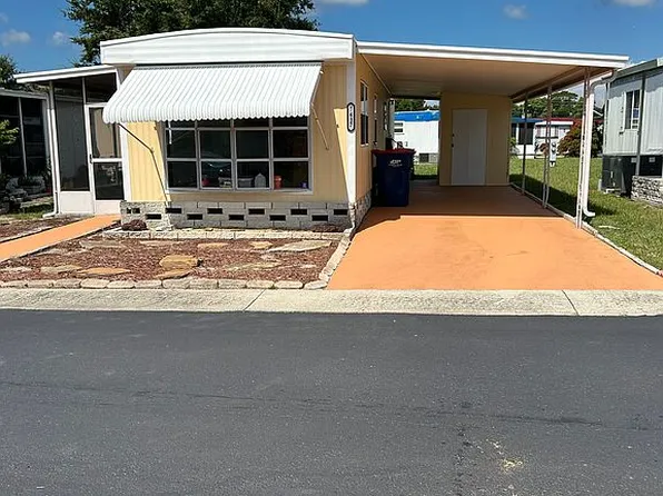 7417 Fast Ln, New Port Richey, FL 34653