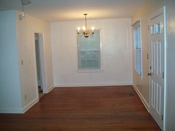 4th image of 743 E Brevard St #1